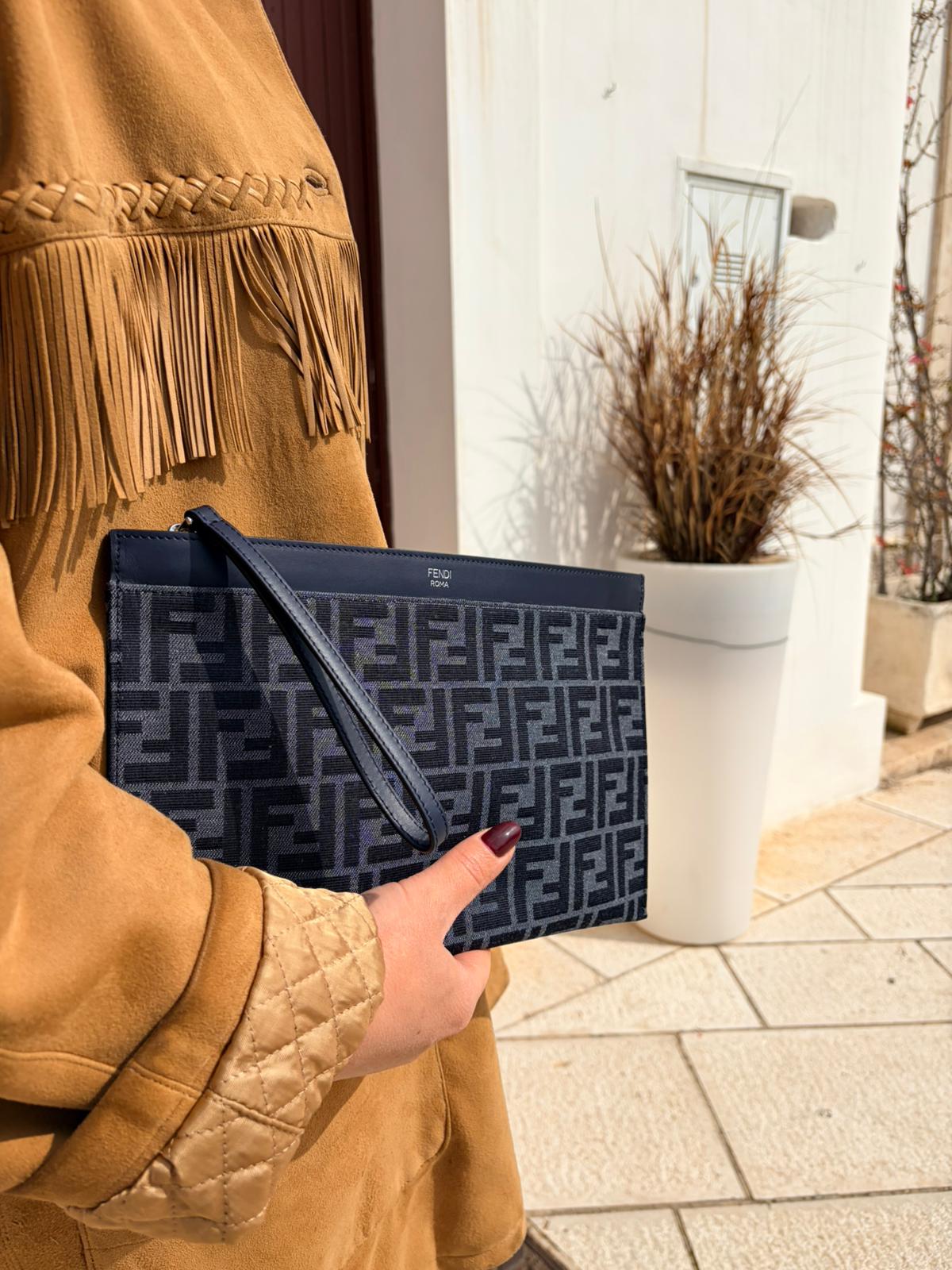Pouch FF