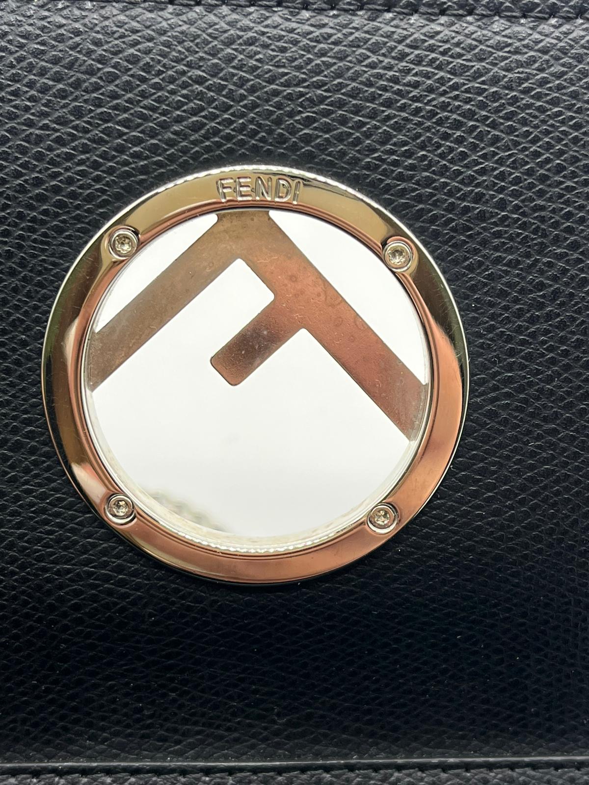 Wallet On Chain Fendi Kan