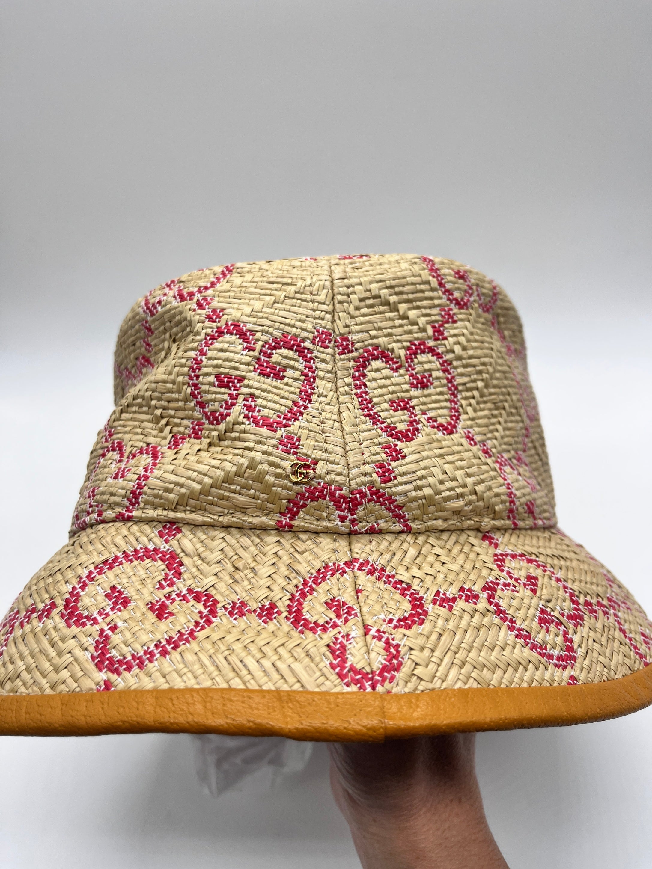 Cappello Bucket Gucci GG raffia