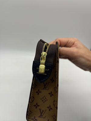 Toilette Monogram Reverse