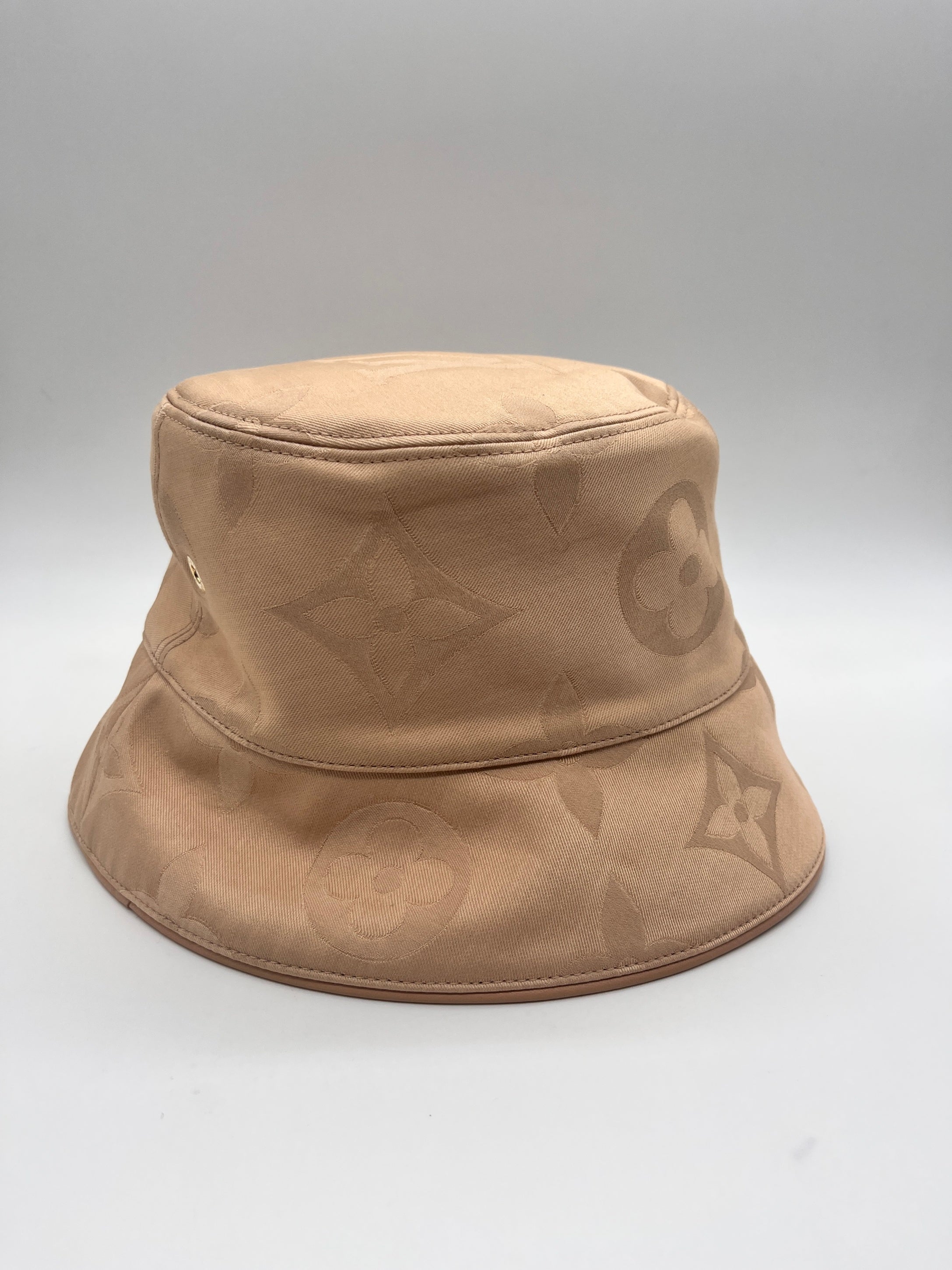 Cappello Flower Tile