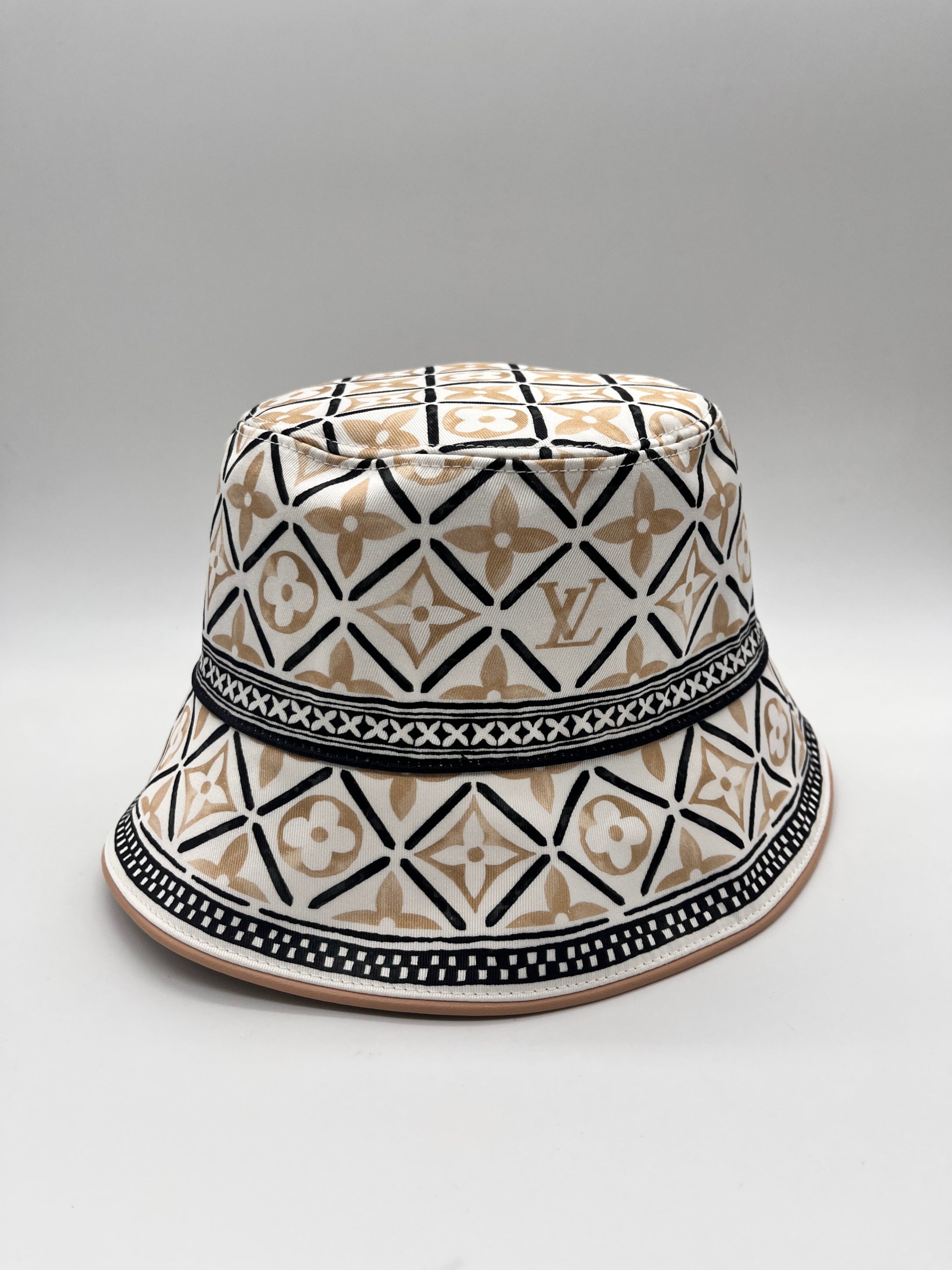 Cappello Flower Tile