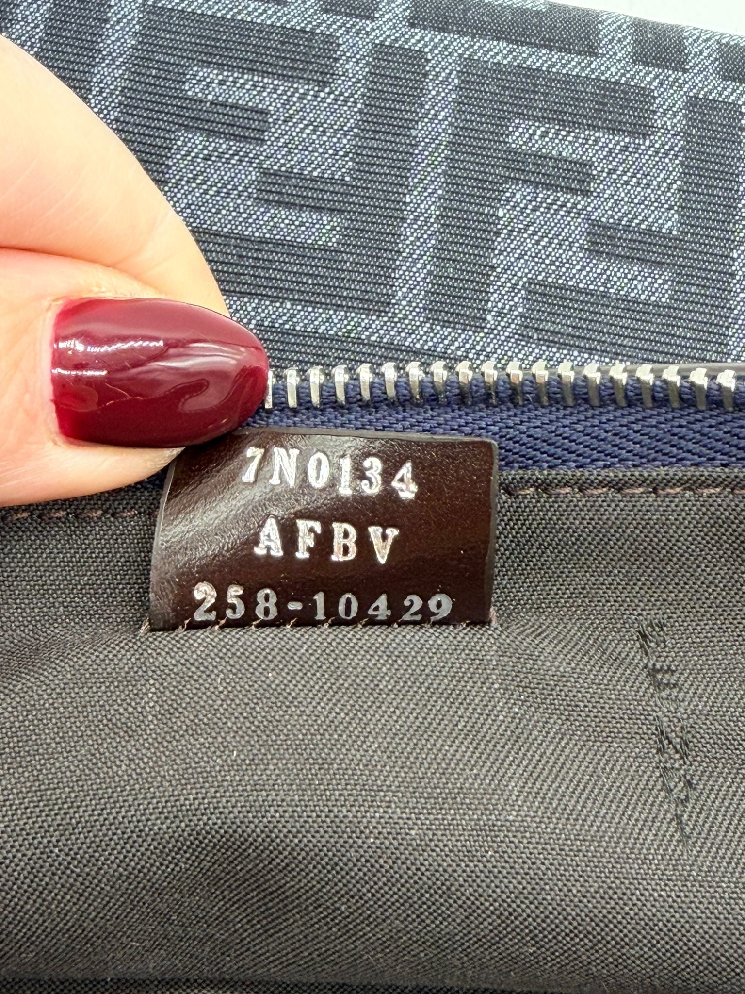 Pouch FF