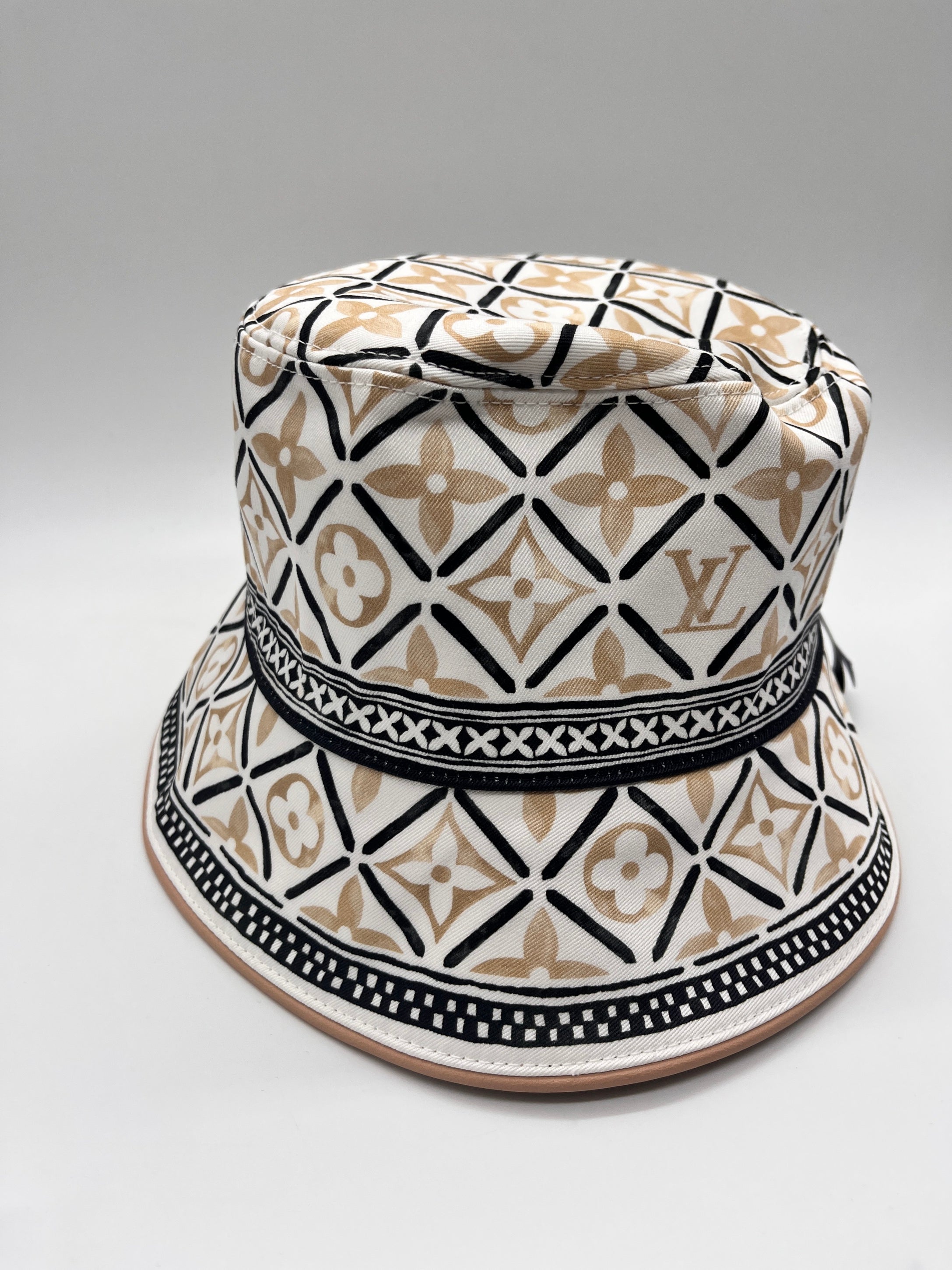 Cappello Flower Tile